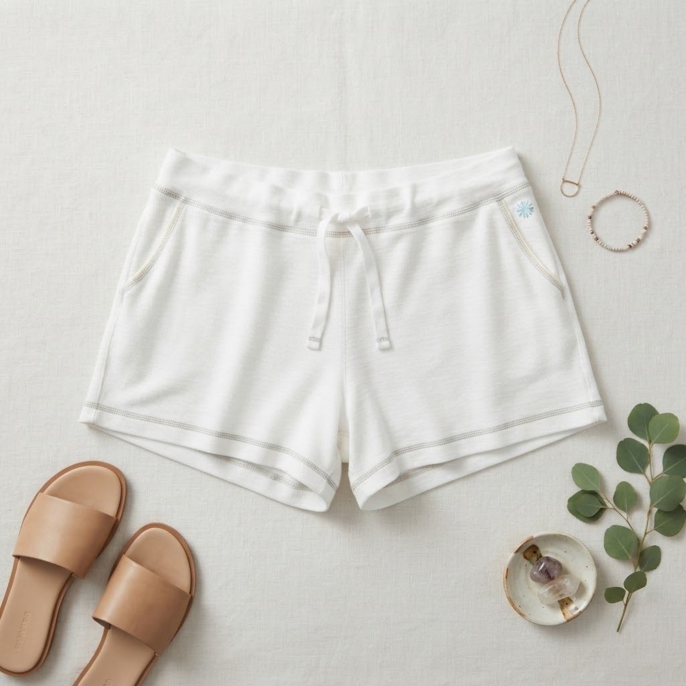 Tommy Bahama Lounge Shorts Womens Medium White Waffle Knit Coastal Beachy Sleep